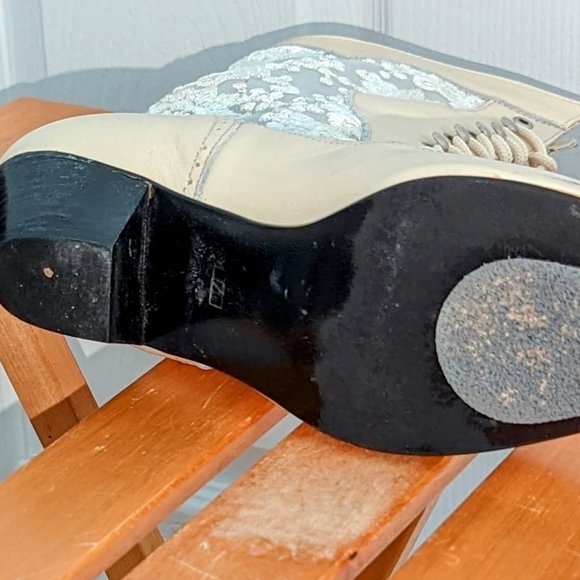 Oak Tree Farms Cream Wedding Boots - Picture 4 of 4